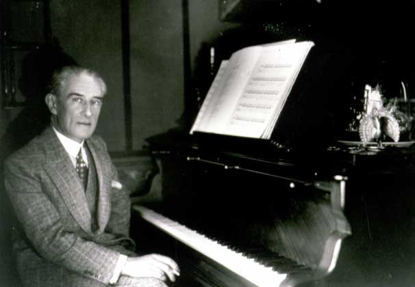 Maurice Ravel | EUSKAL BIDEAK
